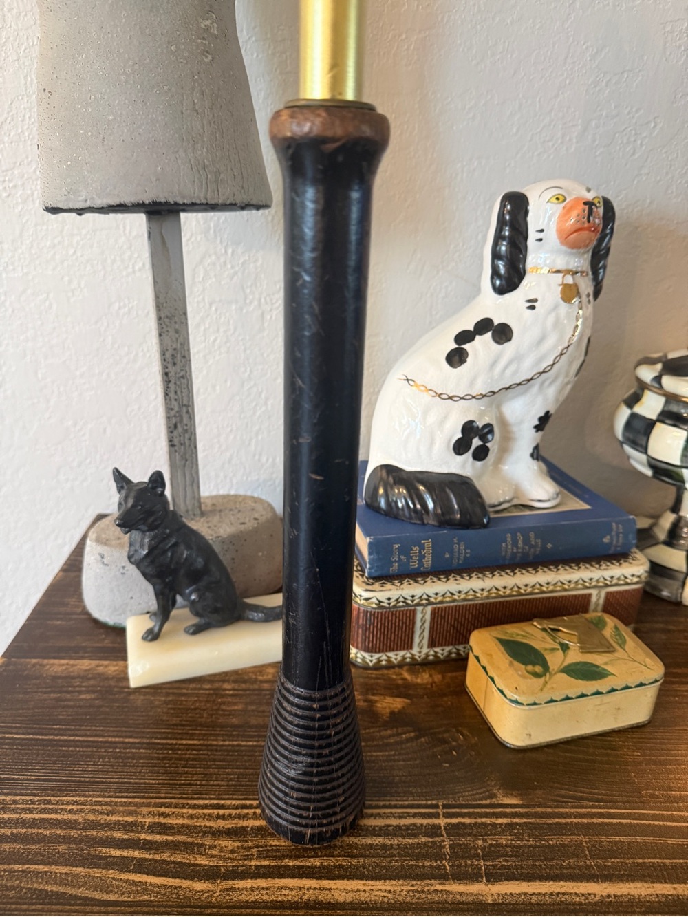 Vintage Distressed Beehive Black Wooden Industrial Bobbin - Picture 5 of 15